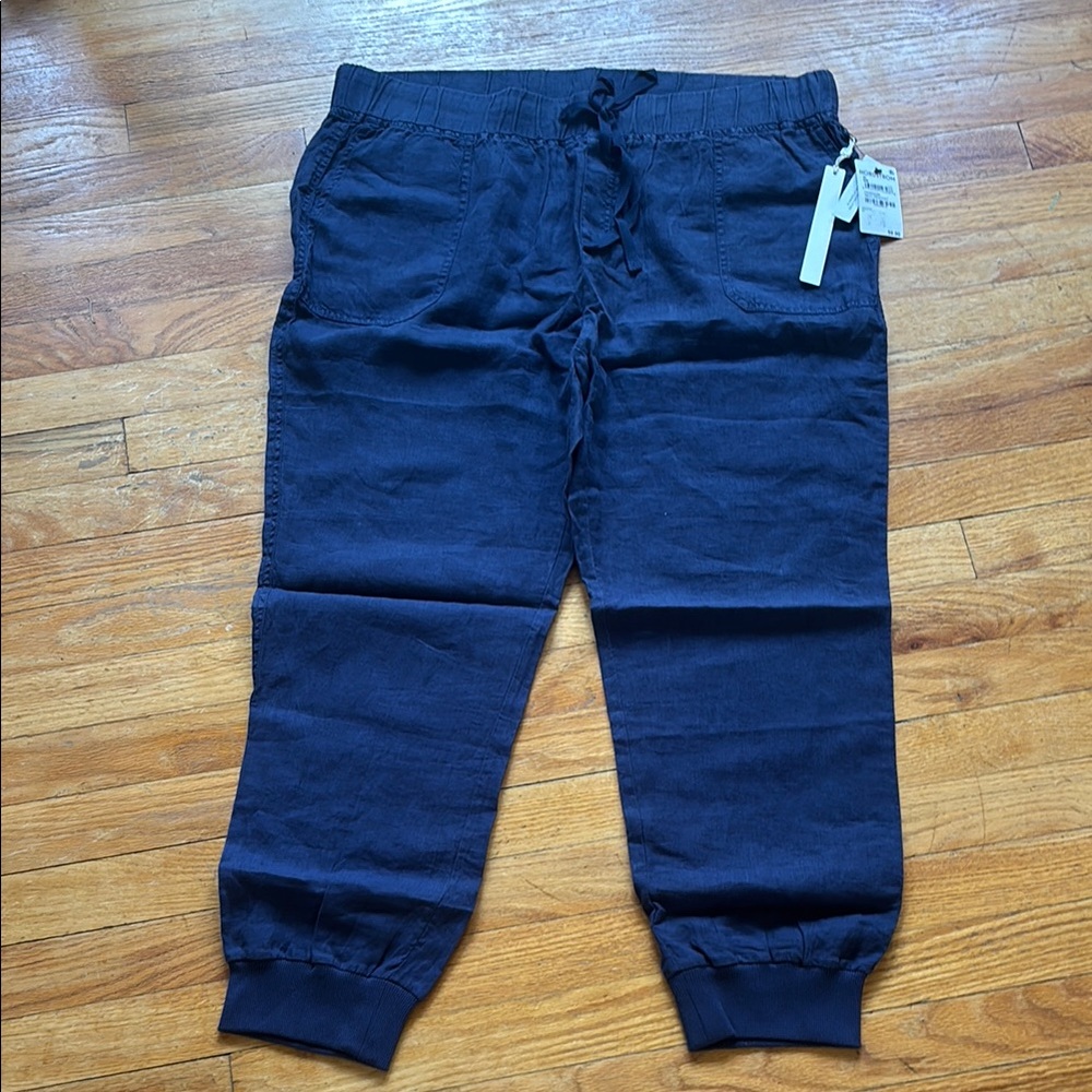 NWT Caslon Navy Jogger Pants